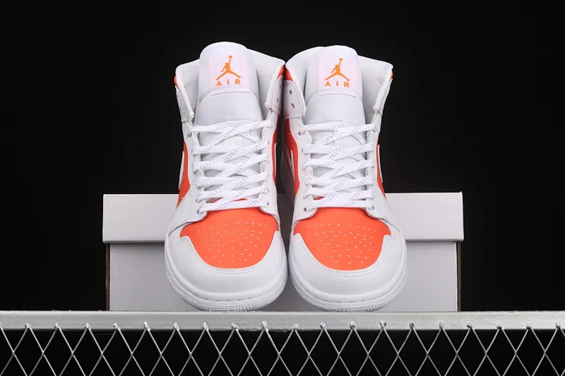 All categories Air Jordan Jordan series basketball shoes Air Jordan 1 Mid G version pure original Air Jordan 1 Mid AJ1 Joe 1 white orange China basketball shoes CZ0774-800